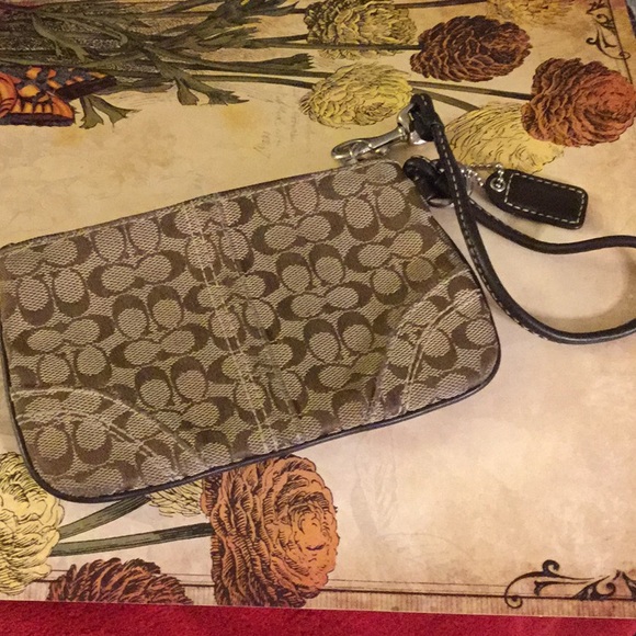 Coach change purse - Picture 1 of 3